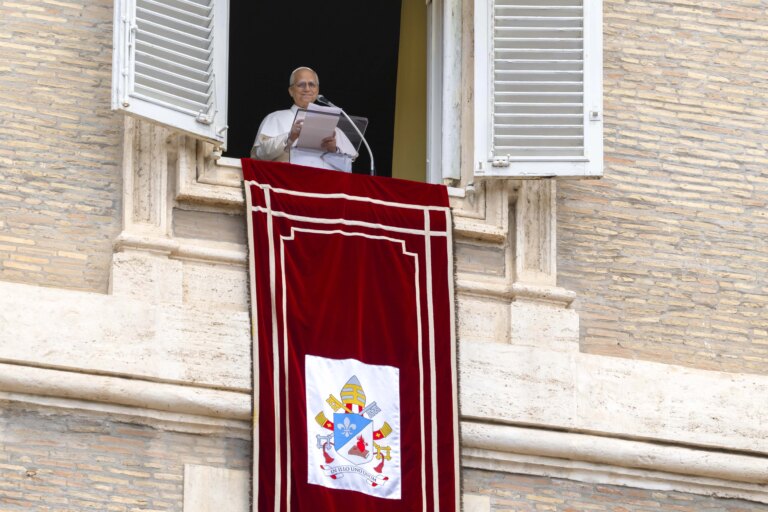 popeleoangelus082425.jpg