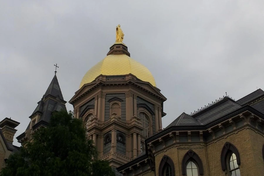 Notre-Dame-U-Peter-Zelasko-CNA-1.jpg