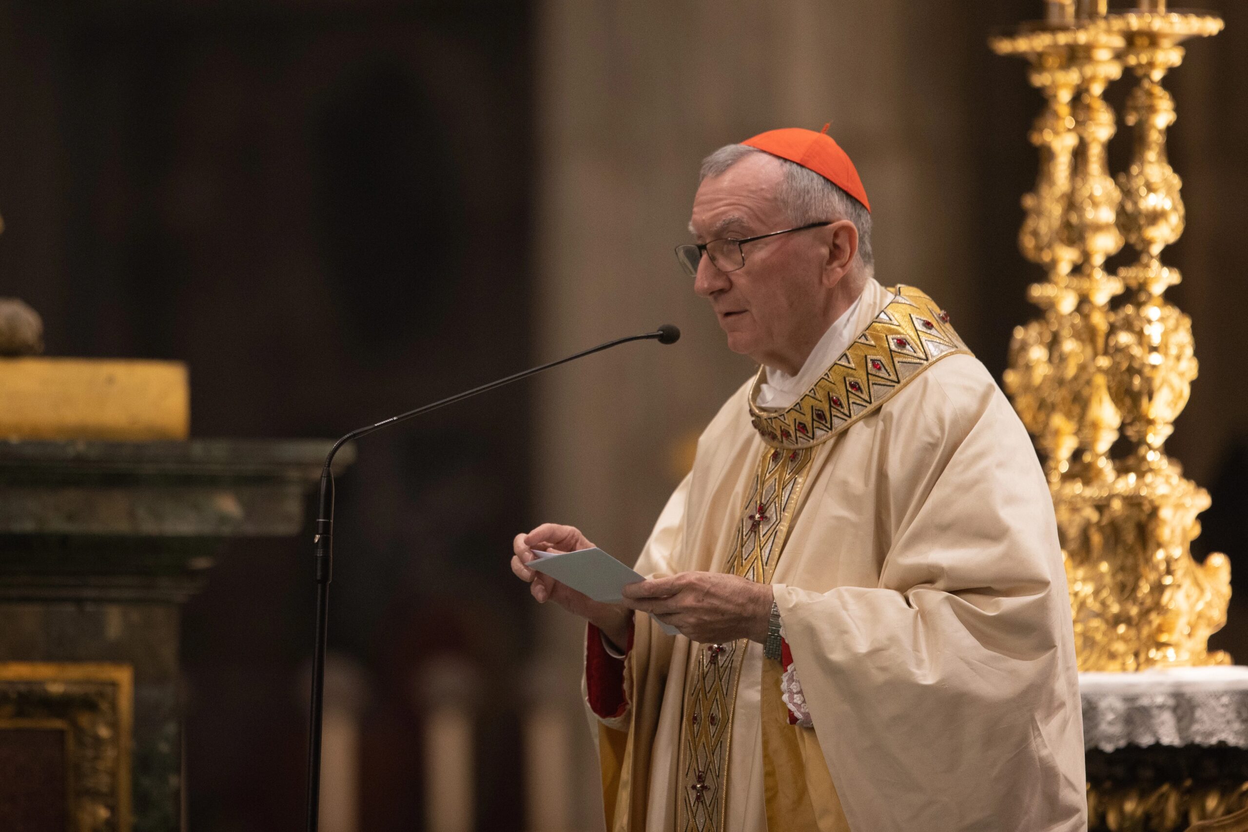 20221117holy-mass-for-ukraine-celebrated-by-h.em-parolin-daniel-ibanez-10.jpg