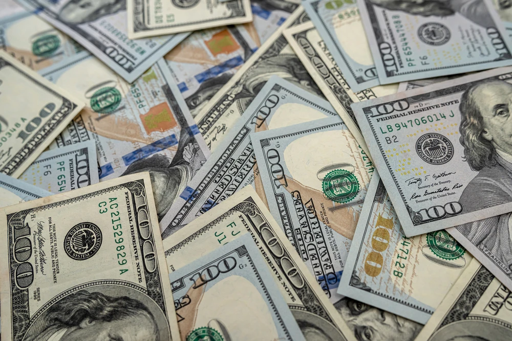 money110625.jpg