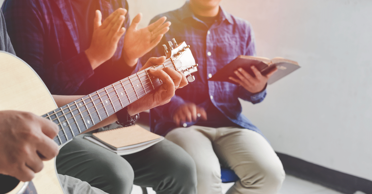 Praise-and-Worship-With-Guitar-and-Bible.png