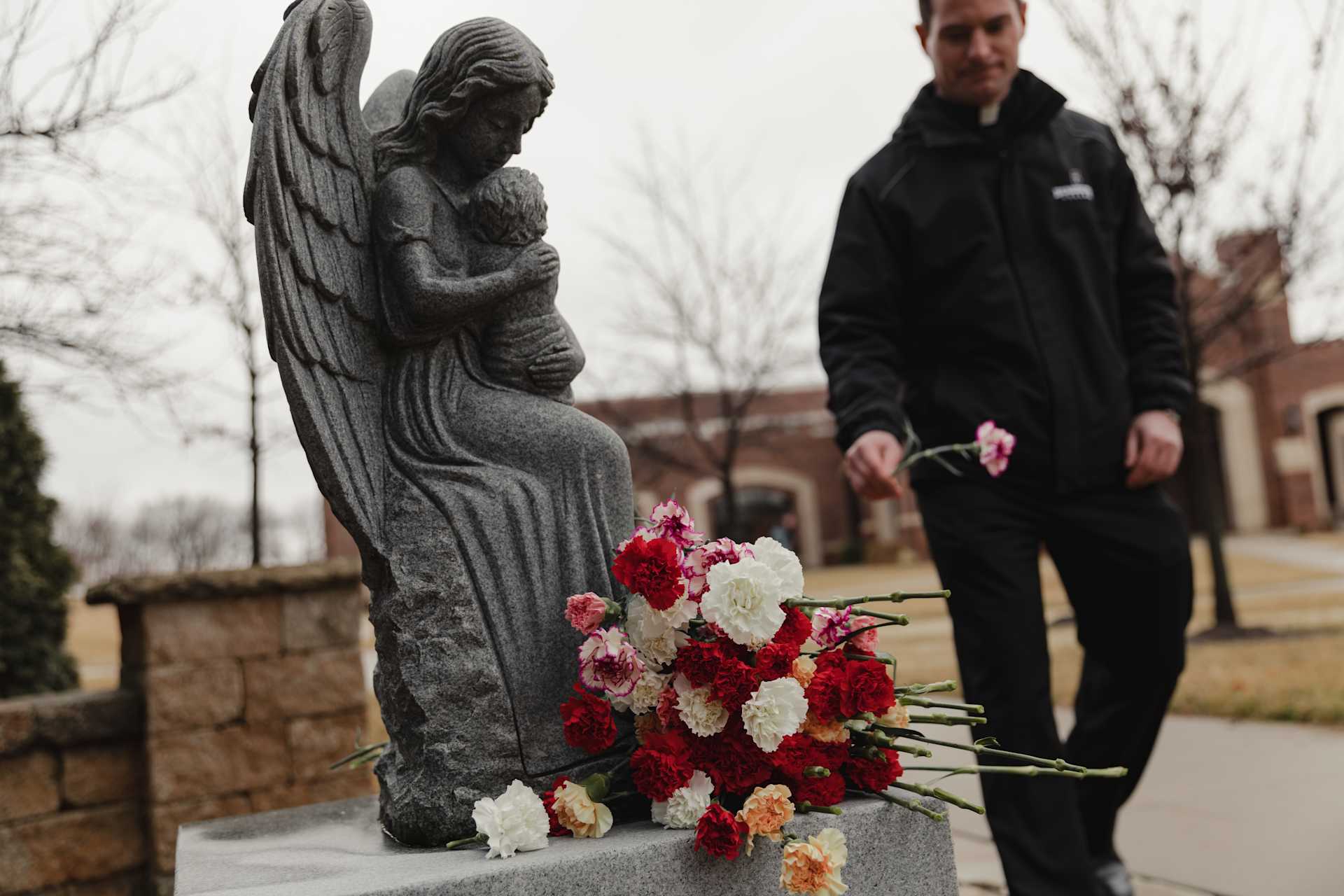 22-23_BEN_STL_March-for-Life_Send-Off_Edited-Selects_018_vy13pl.jpg