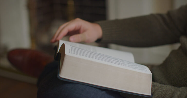 biblical-theology-of-holy-spirit.jpg